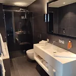 アパートホテル ビー アパートホテル ケネディー 4*