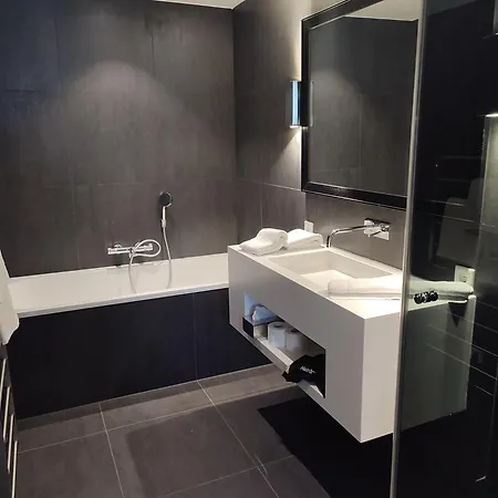 B-aparthotel Kennedy 4* The Hague