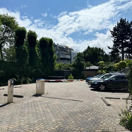 B-aparthotel Kennedy 4* האג