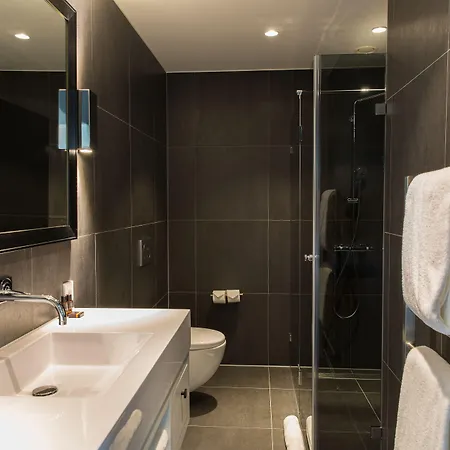 מלון דירות B-aparthotel Kennedy 4*