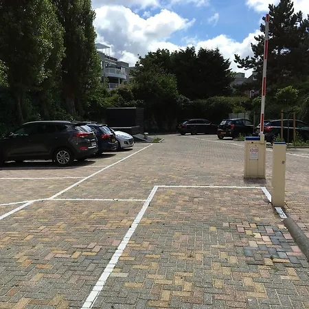 Aparthotel B-aparthotel Kennedy 4*