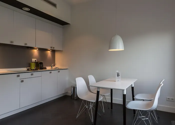 B-aparthotel Kennedy Appart hôtel La Haye