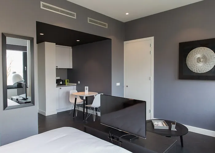 B-aparthotel Kennedy Aparthotel