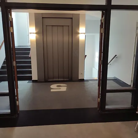 Aparthotel B-aparthotel Kennedy 4*