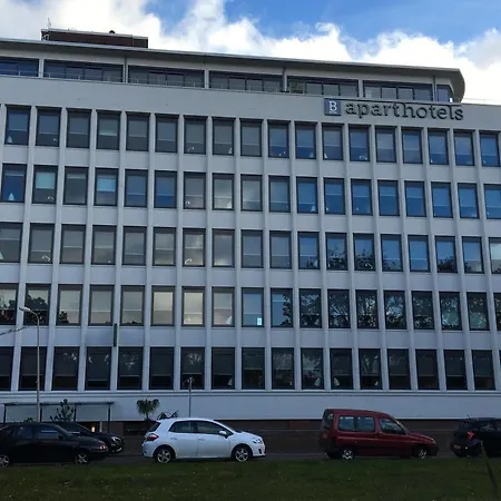 B-aparthotel Kennedy Aparthotel 3*