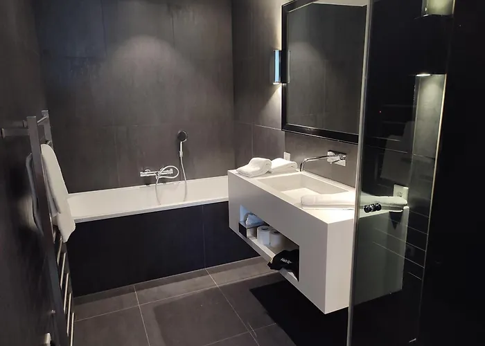 B-aparthotel Kennedy 4* The Hague