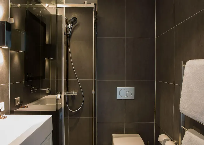 Aparthotel B-aparthotel Kennedy 4*