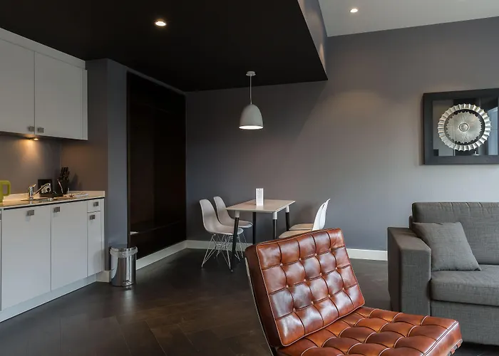 Aparthotel B-aparthotel Kennedy 4*